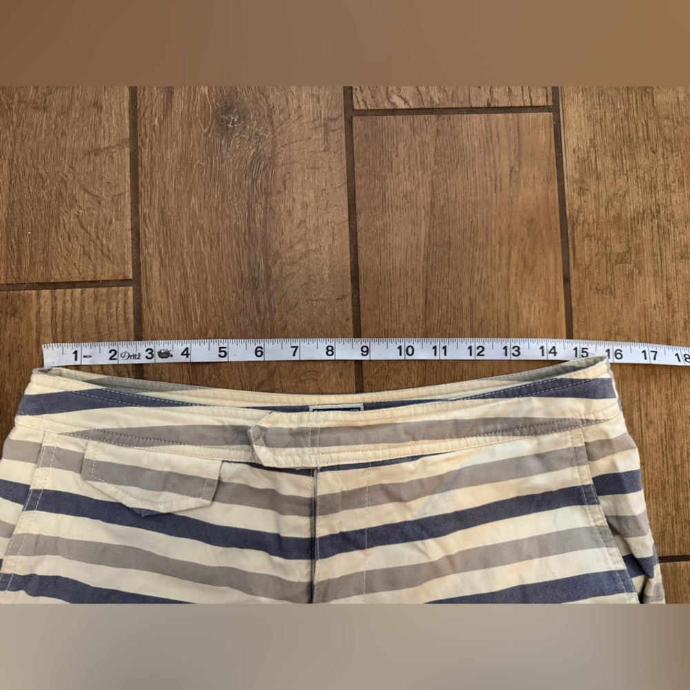 J. Crew Navy and White Striped Vintage Style Swim Trunks. Size 30 (small) - Picture 5 of 6